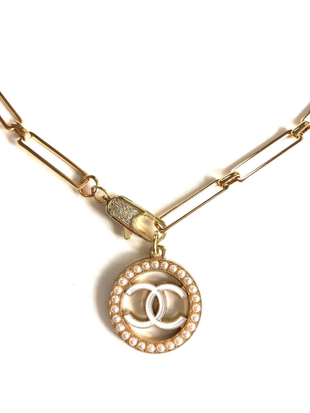 Vintage Round Pearl Pendant & Gold Paper Clip Chain Necklace
